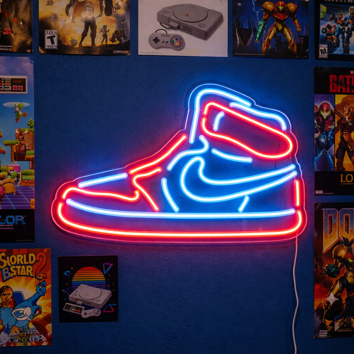 "NK Röda Kängor Sneakers Skor" Neonskylt