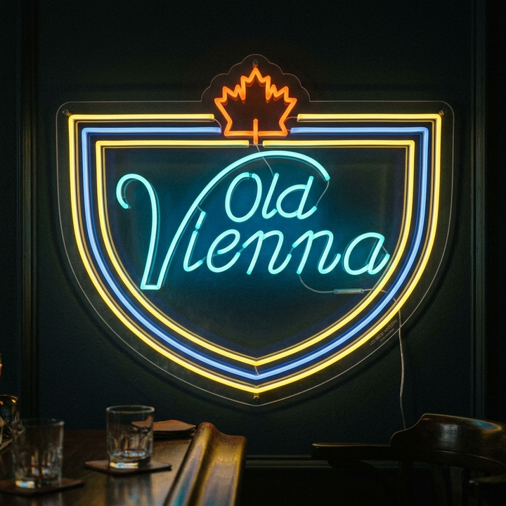 "lageröl, stor kanadensisk öl, Old Vienna" Neonskylt