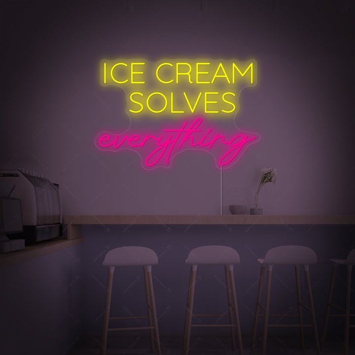"Ice Cream Solves Everything" Neonskylt