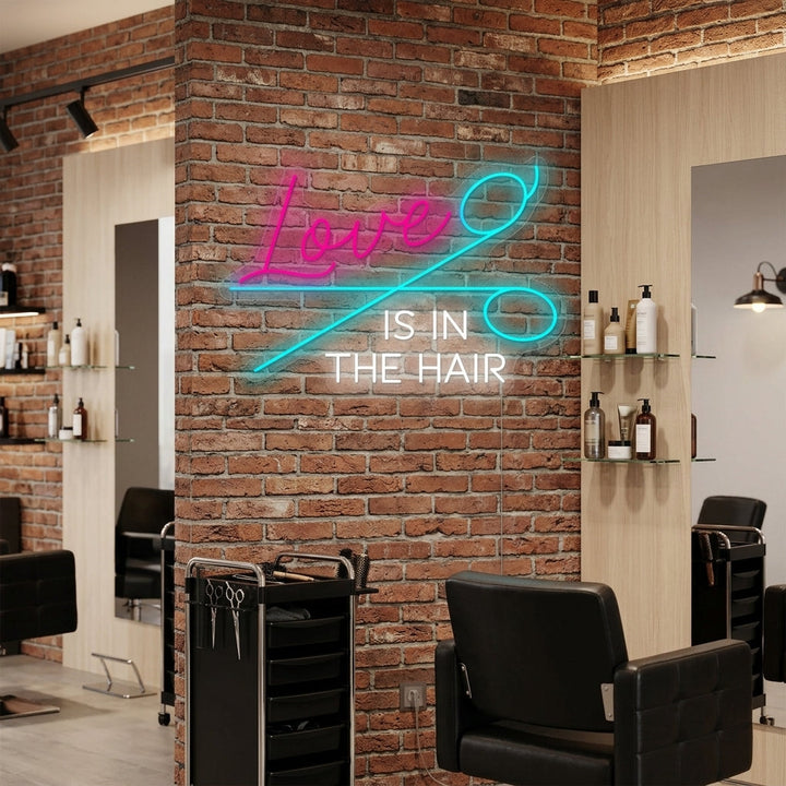 "Love Is In The Hair" Neonskylt