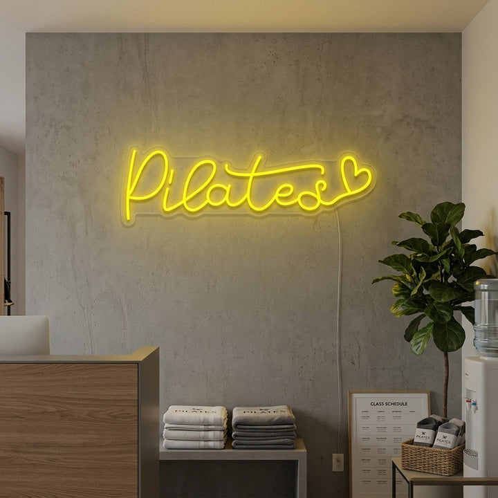 "Pilates Hjerte" Neonskylt