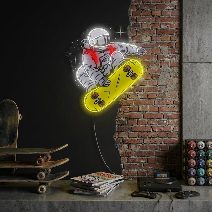 "Astronaut på skateboard" Neonskylt