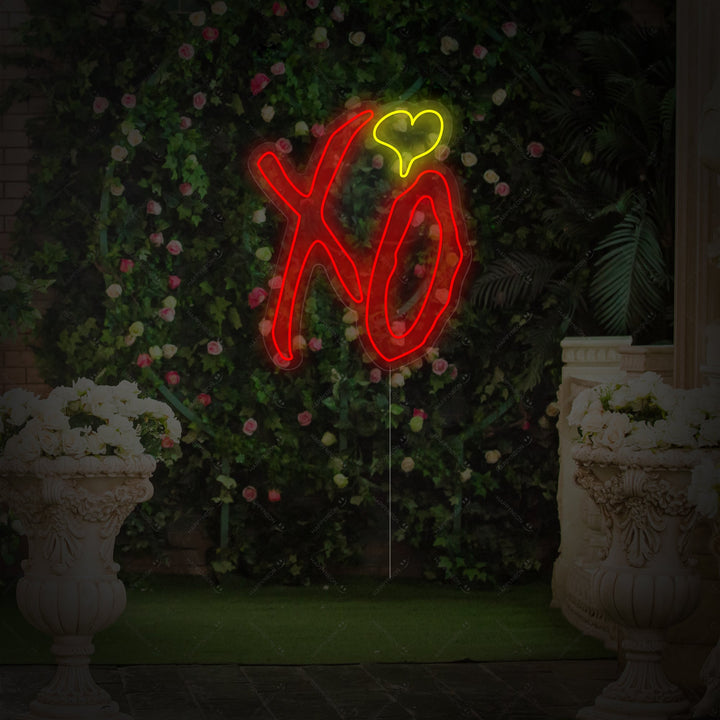 "XO" Neonskylt