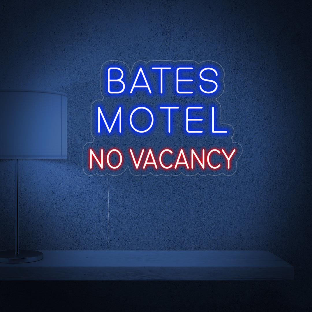 "Bates Motel No Vacancy" Neonskylt