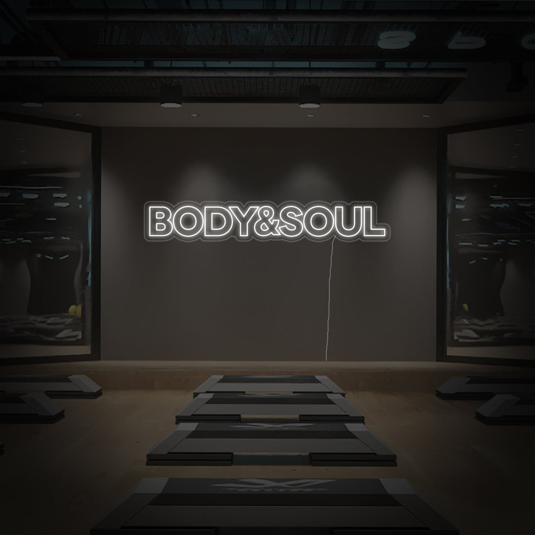 "Body And Soul, Gymdekor, Gymcitat, Fitnesscitat, Träningscitat" Neonskylt