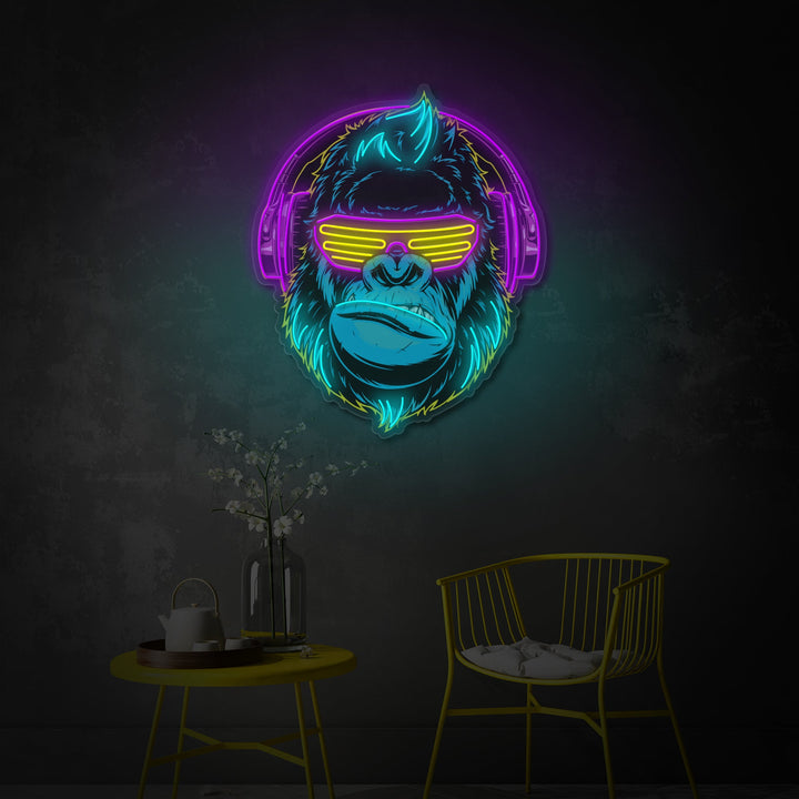 "Cyberpunk apa med hörlurar, inredning i spelrum" UV-tryckt LED-neonskylt