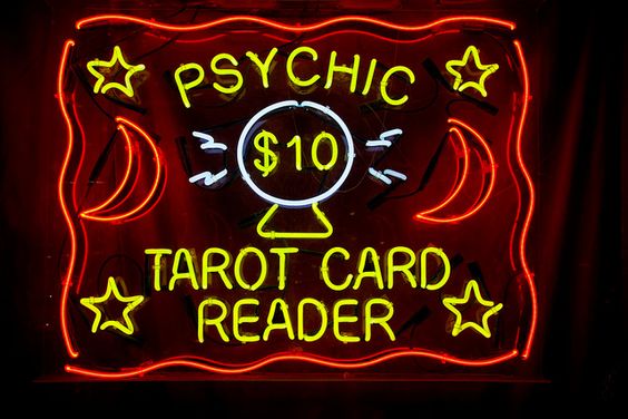"Psychic Tarot Card Reader" Neonskylt