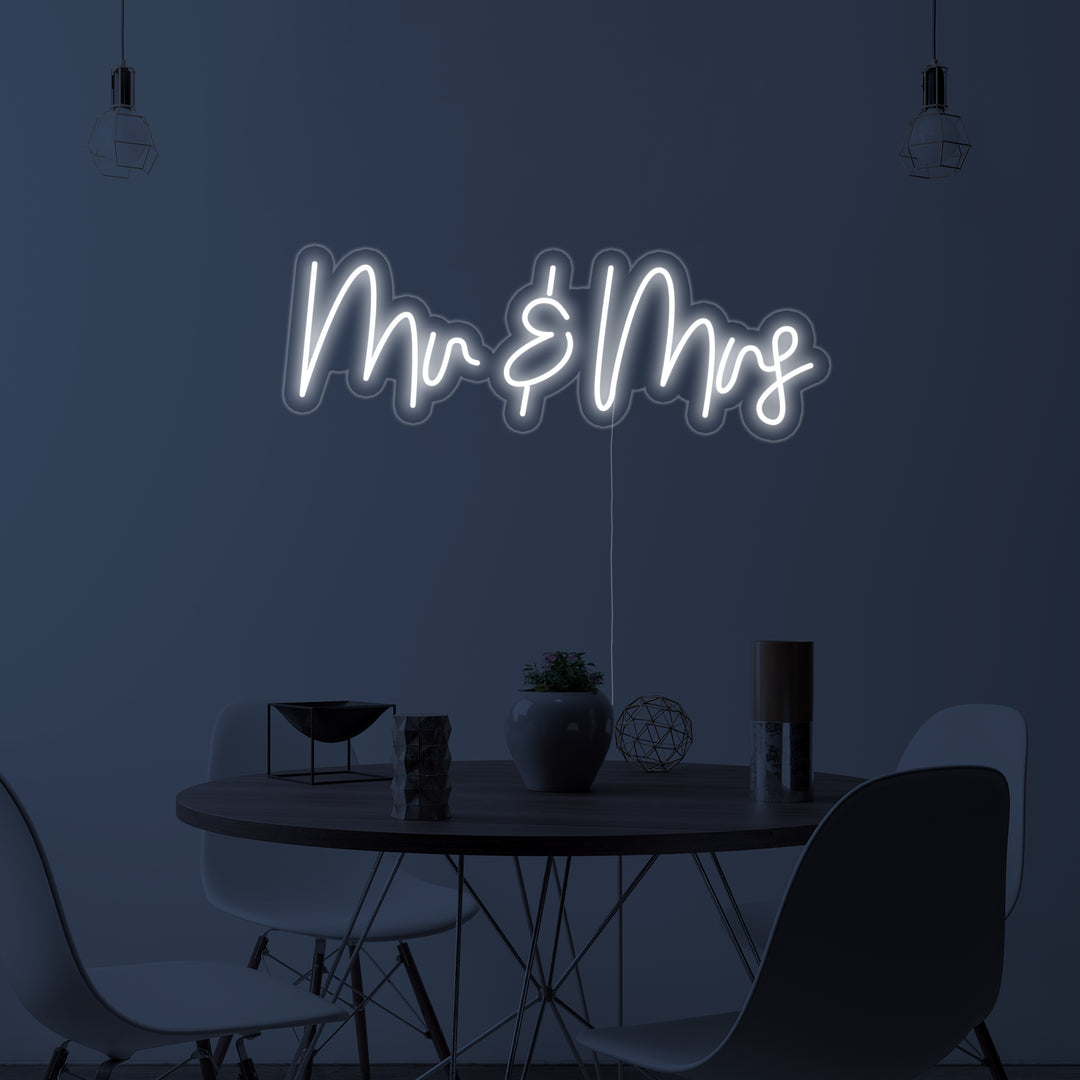 "Mr And Mrs" Neonskylt